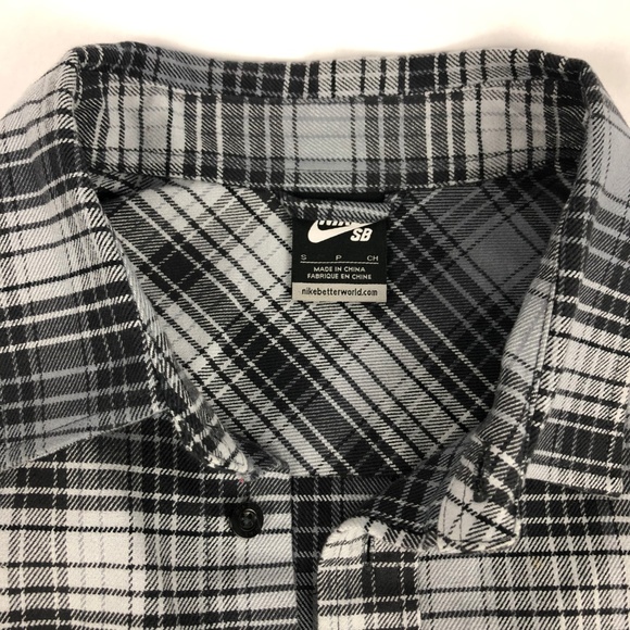 Nike SB Plaid Woven Long Sleeve Button Up Shirt - Picture 3 of 5